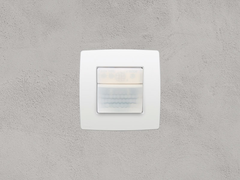 theMura avec plaque de recouvrement Niko Original